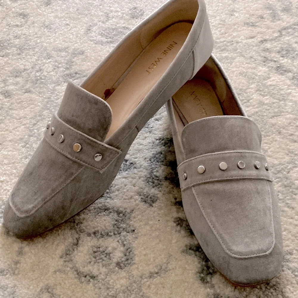 NEW Nine West velvet loafers - Picture 1 of 6